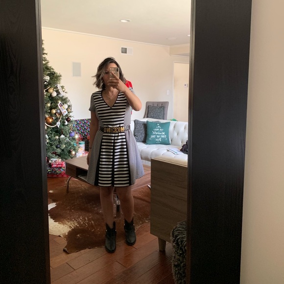 Banana Republic Dresses & Skirts - Banana Republic Stripe Dress